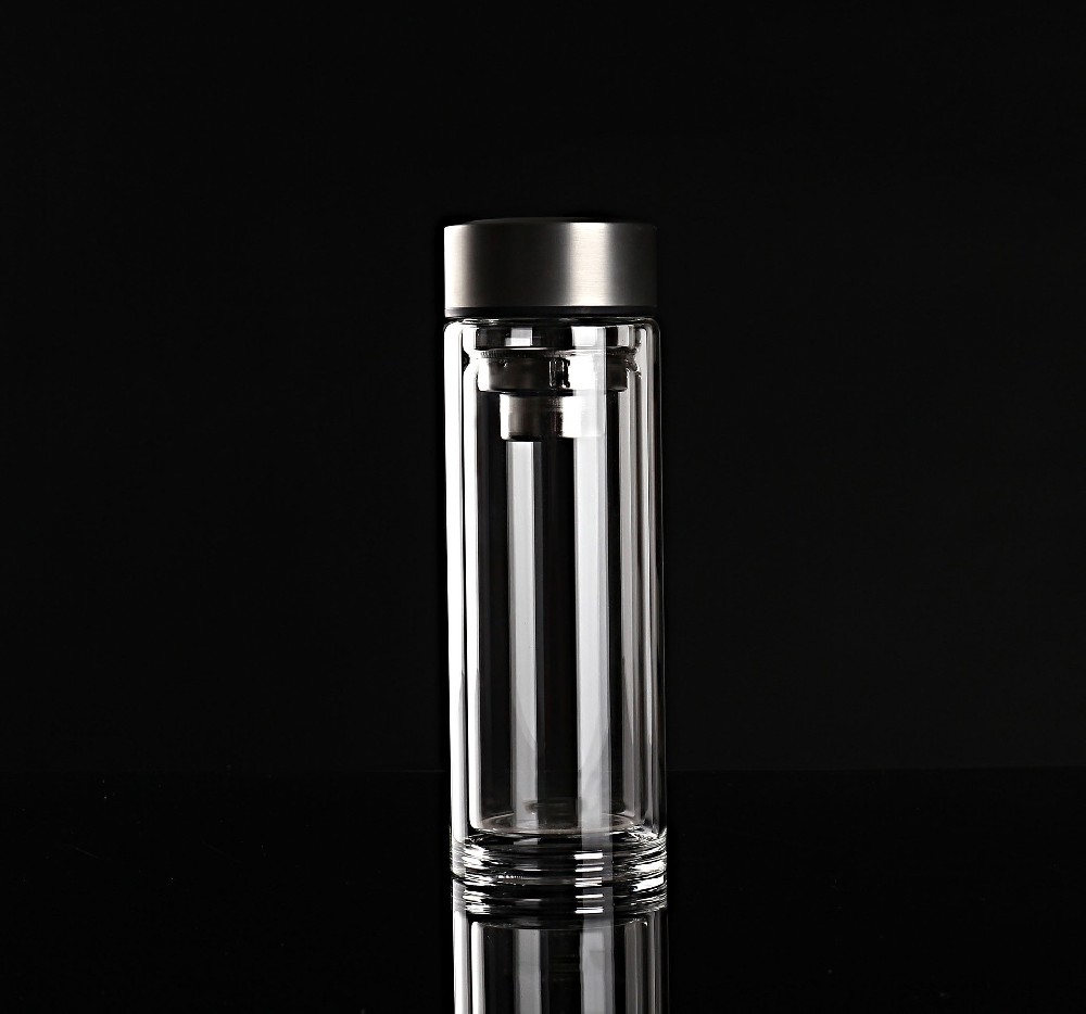 秋季喝水的 3 個核心誤區，你中招了嗎？秋日補水指南：解鎖正確喝水方式